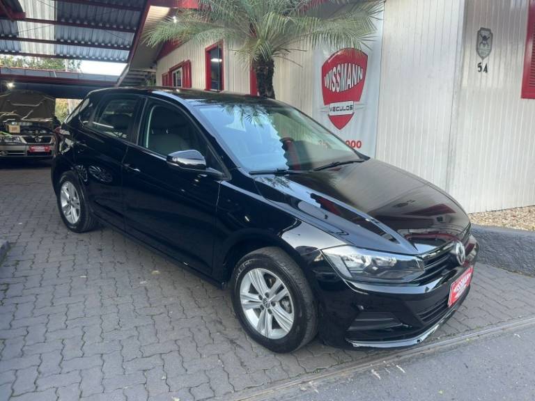 VOLKSWAGEN - POLO - 2019/2020 - Preta - R$ 71.800,00