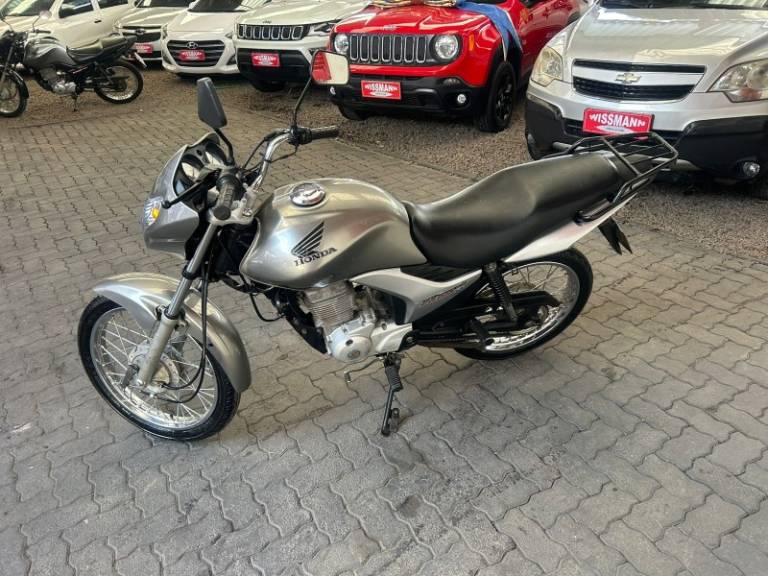 HONDA - CG 150 - 2009/2009 - Prata - R$ 9.800,00