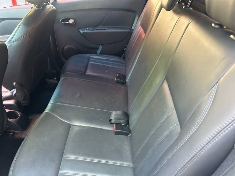 RENAULT - SANDERO - 2019/2020 - Branca - R$ 64.800,00