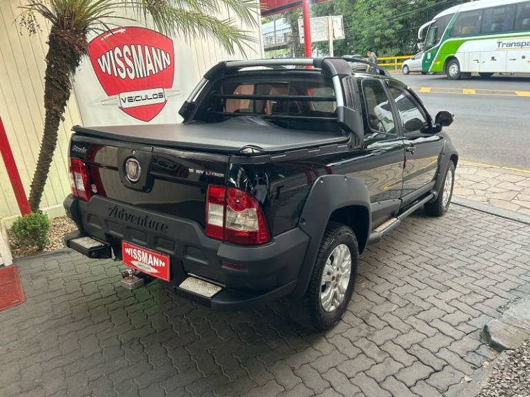 FIAT - STRADA - 2011/2011 - Preta - R$ 51.800,00