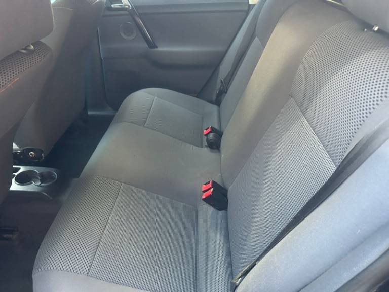 VOLKSWAGEN - POLO - 2007/2008 - Preta - R$ 34.800,00