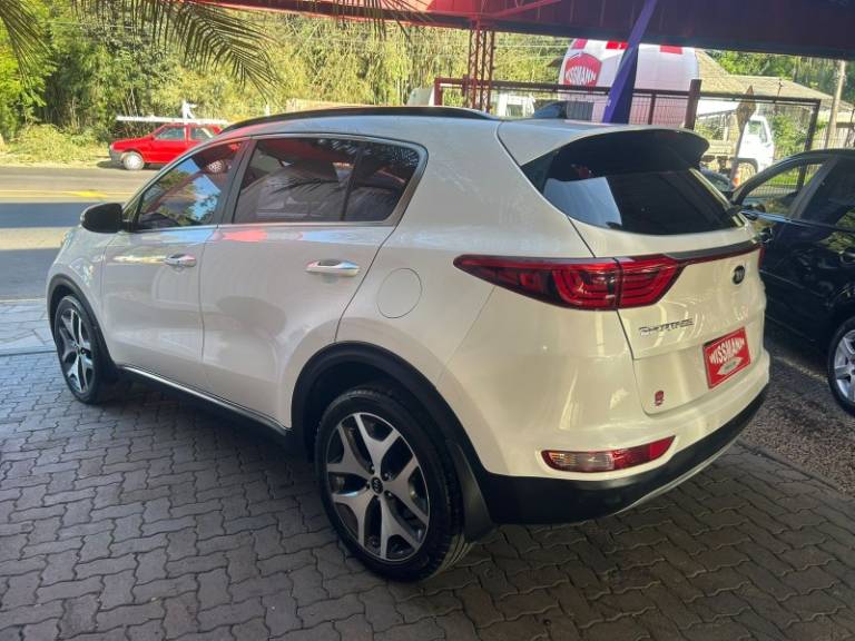 KIA MOTORS - SPORTAGE - 2017/2018 - Branca - R$ 117.800,00