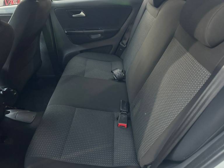 VOLKSWAGEN - FOX - 2019/2020 - Branca - R$ 65.800,00