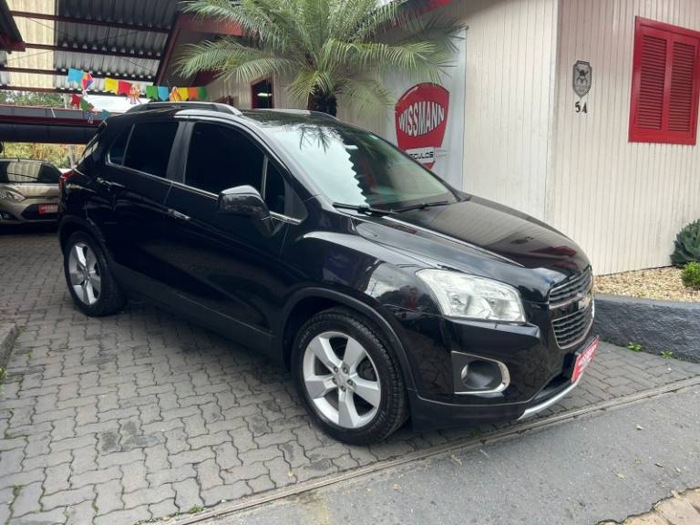 CHEVROLET - TRACKER - 2014/2014 - Preta - R$ 70.800,00