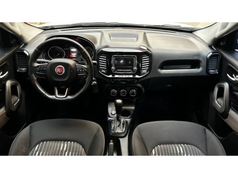 FIAT - TORO - 2017/2018 - Branca - R$ 92.800,00