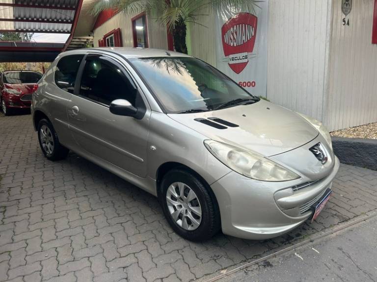 PEUGEOT - 207 - 2011/2012 - Prata - R$ 19.800,00