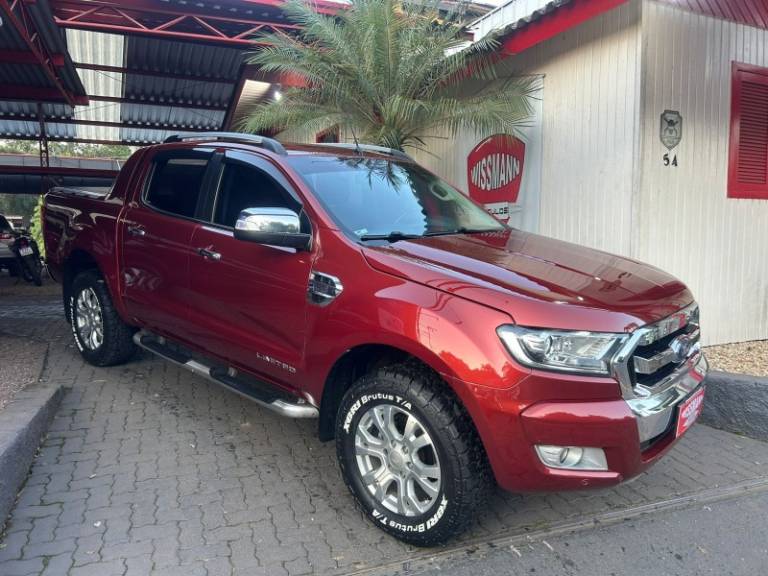 FORD - RANGER - 2016/2017 - Vermelha - R$ 138.800,00