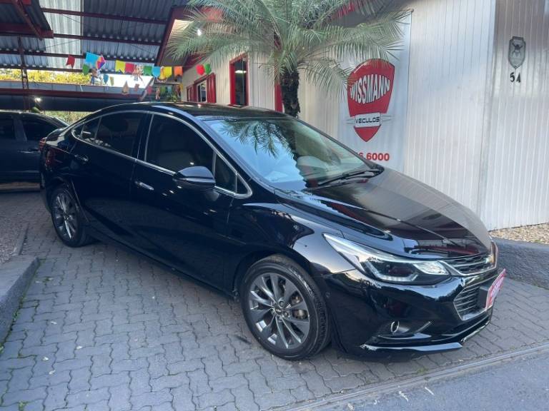 CHEVROLET - CRUZE - 2018/2019 - Preta - R$ 98.800,00