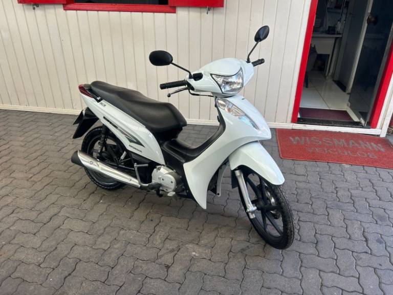 HONDA - BIZ 125 - 2013/2013 - Branca - R$ 12.900,00